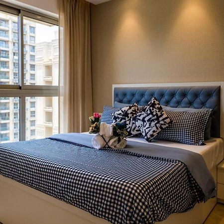 Zenia Luxury Suites And Serviced Apartments Mumbai Exteriör bild