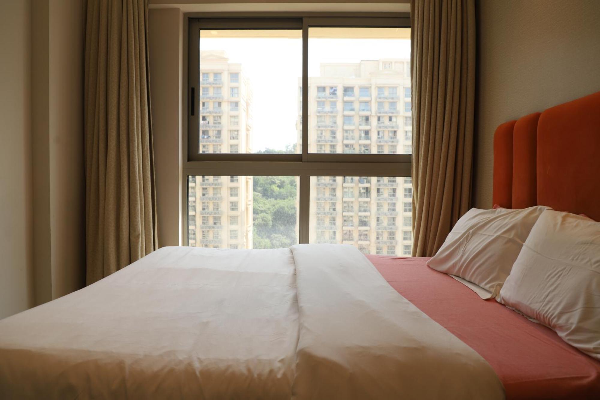 Zenia Luxury Suites And Serviced Apartments Mumbai Exteriör bild