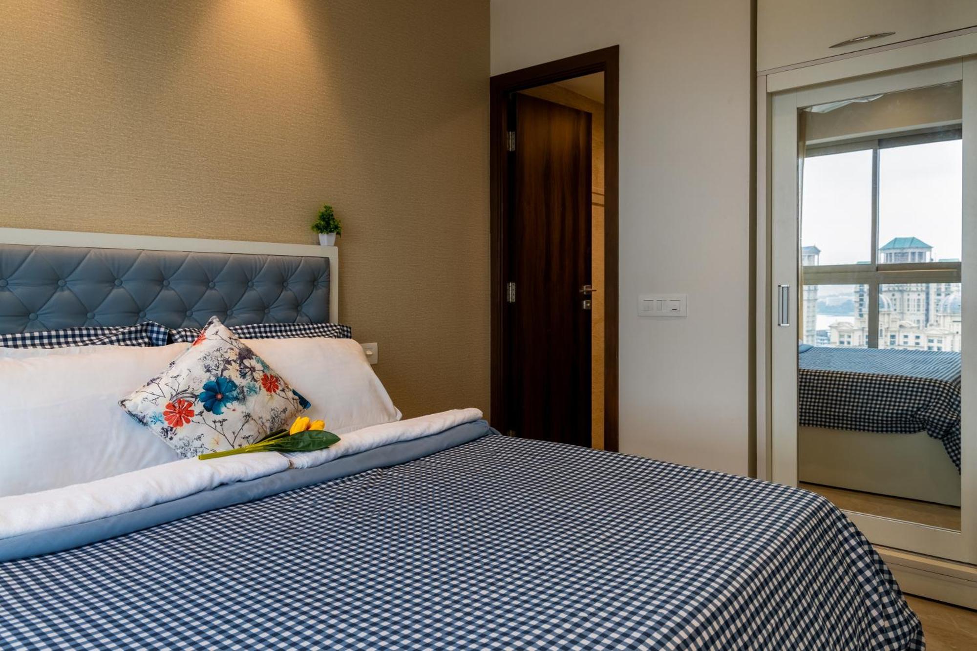 Zenia Luxury Suites And Serviced Apartments Mumbai Exteriör bild